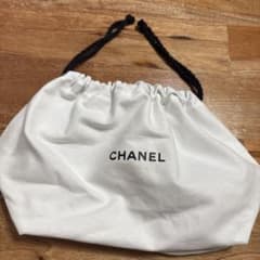 CHANEL 巾着ポーチ ホワイトのサムネイル