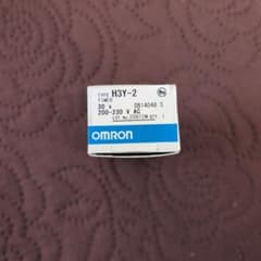 OMRON H3Y-2 タイマー 30秒 200-230V ACのサムネイル