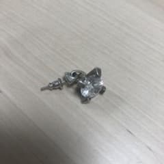 e.m. イーエム　ピアス　ジルコニア　片耳のサムネイル