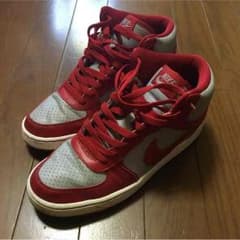 ナイキスニーカーのサムネイル