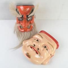 能面　能楽　雅楽　木彫　山姥　在銘　C　R7079 能面 能楽 雅楽 木彫 天狗 大黒天 2点 C 9299 - メルカリ