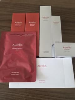 Aurelie. プレミアムエイジング集中ケアのサムネイル