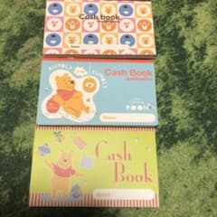 maaii♡様専用　くまのプーさん　通帳型お小遣い帳　キャッシュブック3枚セットのサムネイル