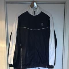 三連休限定お値下げ！NIKE TENNIS ウィンドアップジャージ セットアップのサムネイル