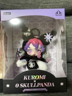 KUROMI x SKULLPANDA ぬいぐるみペンダント - メルカリ