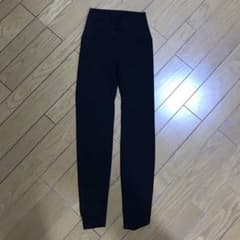 ヨガパンツ レギンス　ブラックSのサムネイル