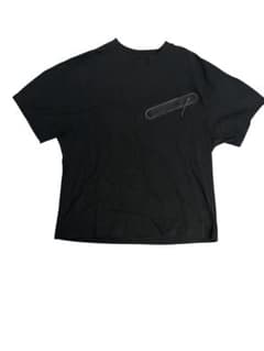 NIKE ナイキテック　ジップポケット付き Tシャツ ブラック L希少！のサムネイル