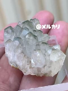 国産鉱物　荒川鉱山　緑水晶クラスターのサムネイル