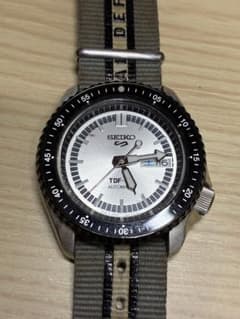 A*a様 No.368 SEIKO ５SPORTSウルトラセブン55周年記念限定 No.368 SEIKO 5SPORTSウルトラセブン55周年記念限定モデル - メルカリ