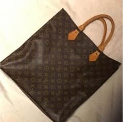 LOUIS  ヴィトンのサムネイル