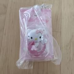 ハローキティ ストラップ付きフィギュアのサムネイル