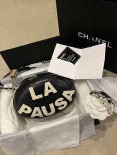 レア！CHANEL LA PAUSA ブラックショルダーバッグ - メルカリ