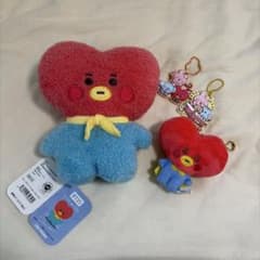 BT21 ぬいぐるみ TATA 、ストラップセット - メルカリ