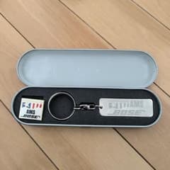Bose AMS ピンバッチ キーホルダー おまけのサムネイル