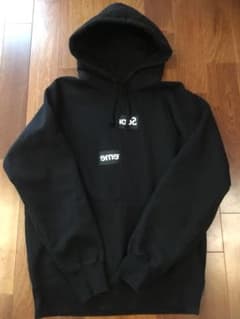 supreme COMME des GARÇONS コラボパーカーのサムネイル