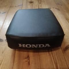 未使用HONDA純正ピリオンシート スーパーカブ110クロスカブ110用二人乗りのサムネイル