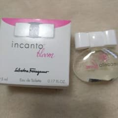 Salvatore Ferragamo incanto bloom 5ml - メルカリ