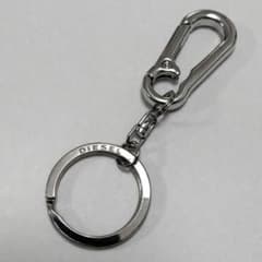 DIESEL 刻印ロゴ メタルリングキーホルダー キーリング シルバー