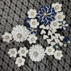 【白×紺（ネイビー）】つまみ細工髪飾り｜七五三・成人式・振袖・結婚式｜9点セットのサムネイル