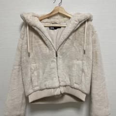 ZARAファーアウターのサムネイル