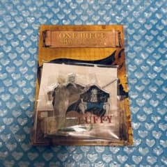 ONEPIECE 麦わら海賊団 海賊旗アクリルスタンド - メルカリ