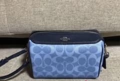 coachのショルダーバッグのサムネイル