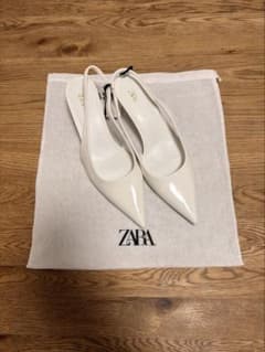 ZARA ホワイト ポインテッドトゥ ミュールのサムネイル