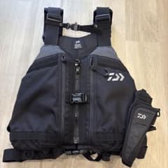 ダイワ フローティングベスト DF－4023 ブラック フリー - メルカリ