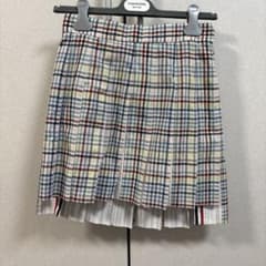 THOM BROWNE チェック柄 プリーツスカート タグ付きのサムネイル