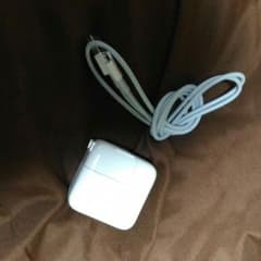 iPad iPhone アダプタ・ケーブルのサムネイル