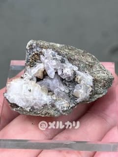 国産鉱物　南牧村　紫水晶&方解石のサムネイル