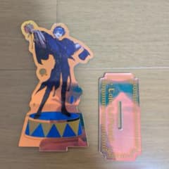 カラフルピーチ 一番くじ アクリルスタンドのサムネイル