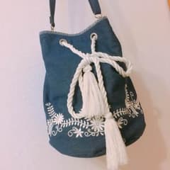 【wa様お取り置き】花柄刺繍デニム巾着バッグのサムネイル