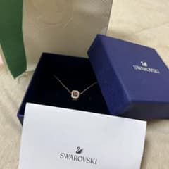 スワロフスキー ♡ Millenia ネックレスのサムネイル