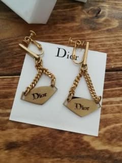 Dior ゴールドプレートイヤリングのサムネイル