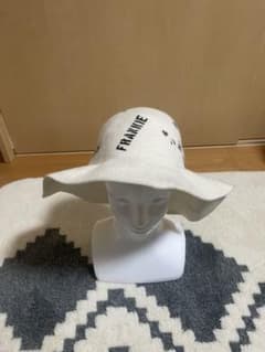 weirdo ウィアード ハットのサムネイル