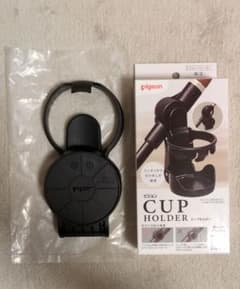 【新品未使用】pigeon 純正 ベビーカー カップホルダふー 黒 折りたたみのサムネイル