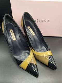 DIANA パンプス24.5cm バイカラー ダークネイビー×マスタードエナメルのサムネイル