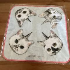 ヒグチユウコ　タオルハンカチのサムネイル