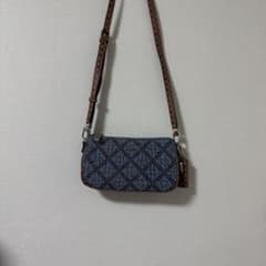 GUESS デニム キルティング ショルダーバッグのサムネイル