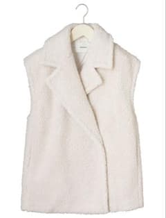 新品タグ付き】ADAWAS アダワス FAKE MOUTON GILETベスト - メルカリ