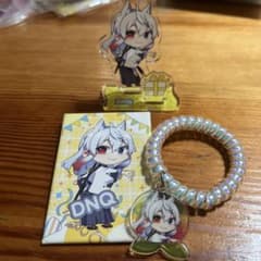 カラフルピーチ どぬく イオンモール グッズのサムネイル