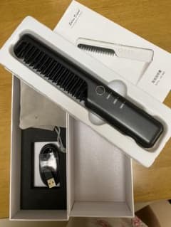最終お値下げ中！ブラシ型ワイヤレスヘアアイロンのサムネイル