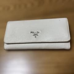 PRADA サフィアーノレザー 長財布 ホワイトのサムネイル