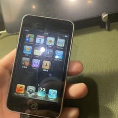 Apple iPod touch 第2世代 8GB 本体のサムネイル