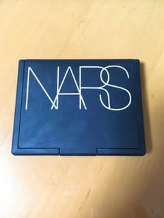 NARS ライトリフレクティングセッティングパウダー プレストのサムネイル