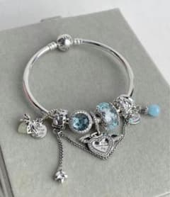 PANDORA フロストブルースノー ブレスレット 美品】PANDORA フロストブルースノー ブレスレット/ハート型/BLUE