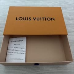 ルイヴィトン空箱、紙袋セット 中の布もメッセージカードもあります。のサムネイル