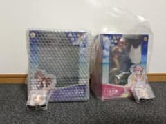 【新品未開封・限定】シャドウミストレス優子&千代田桃 水着verのサムネイル