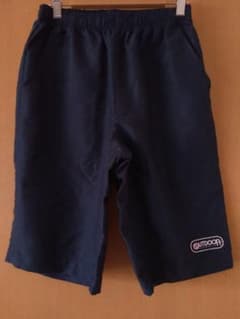 OUTDOOR 　ジャージ　ハーフパンツ　紺色のサムネイル